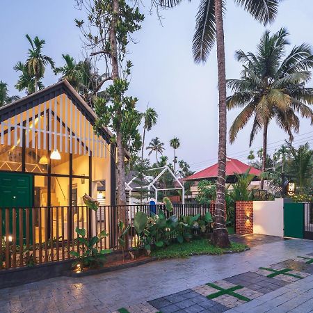 The Little Acres Cherai Vypin Exterior photo