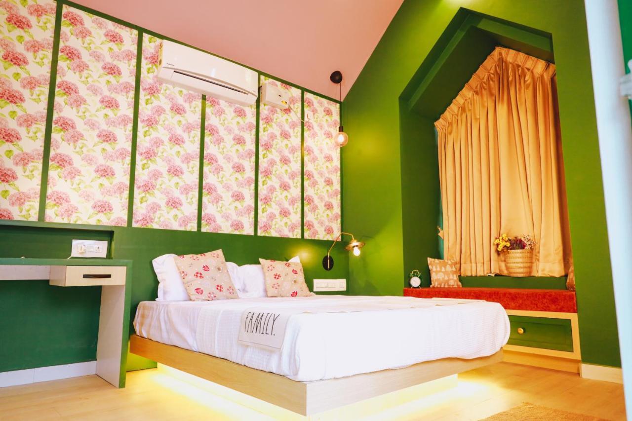 The Little Acres Cherai Vypin Exterior photo
