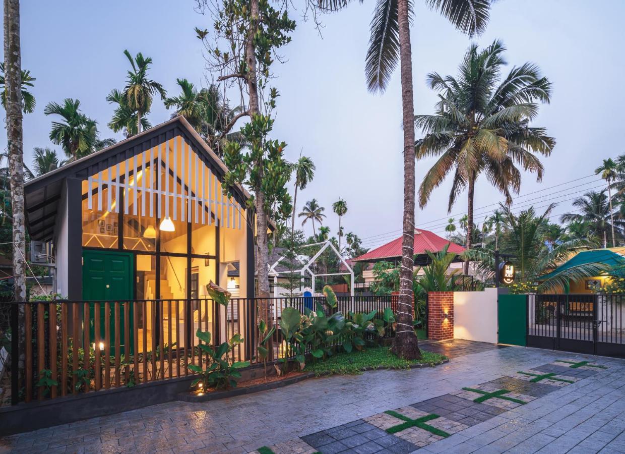 The Little Acres Cherai Vypin Exterior photo