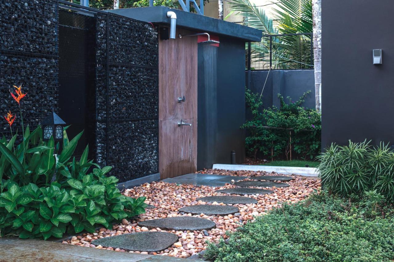 The Little Acres Cherai Vypin Exterior photo