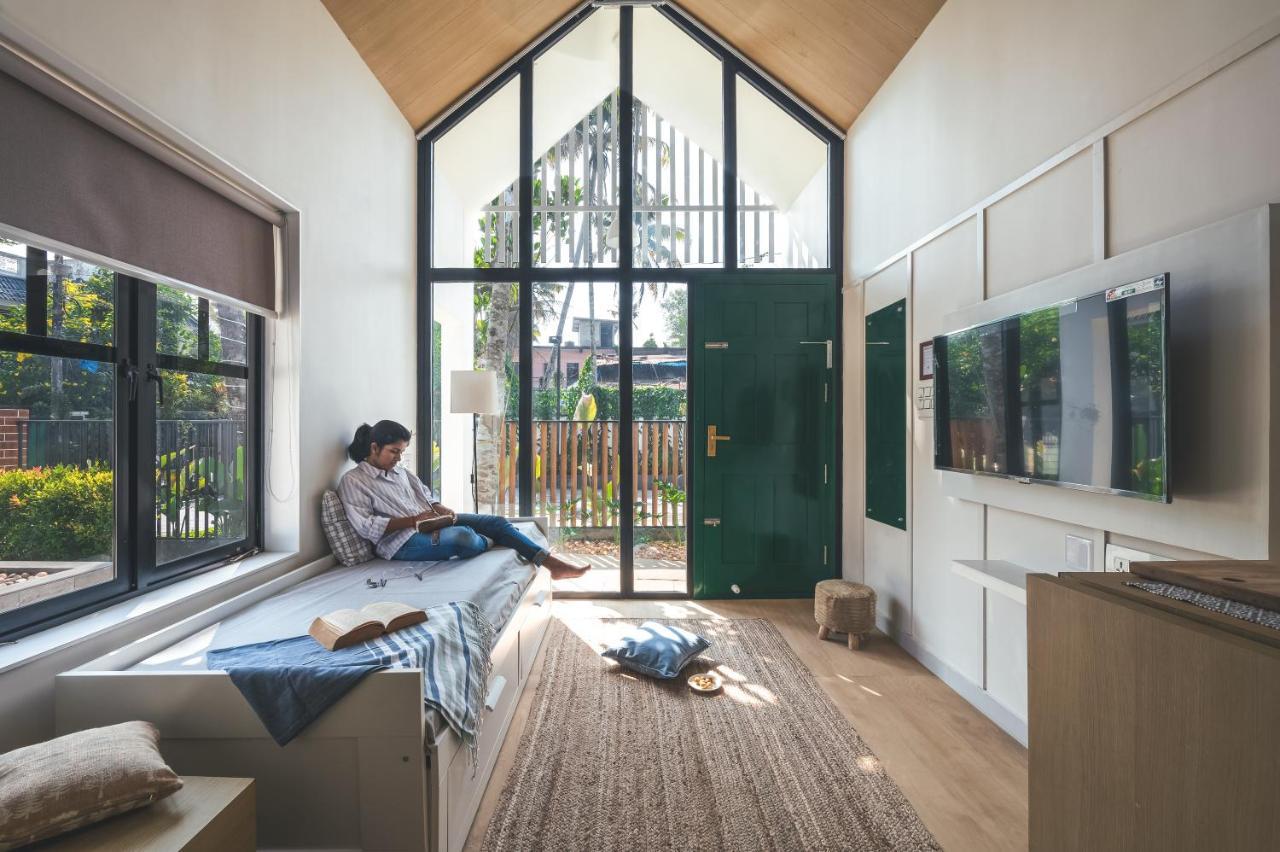 The Little Acres Cherai Vypin Exterior photo